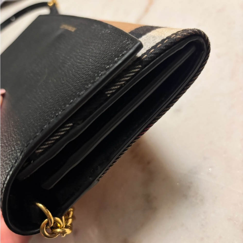 Burberry Henley Nova Check WOC - Picture 14 of 15